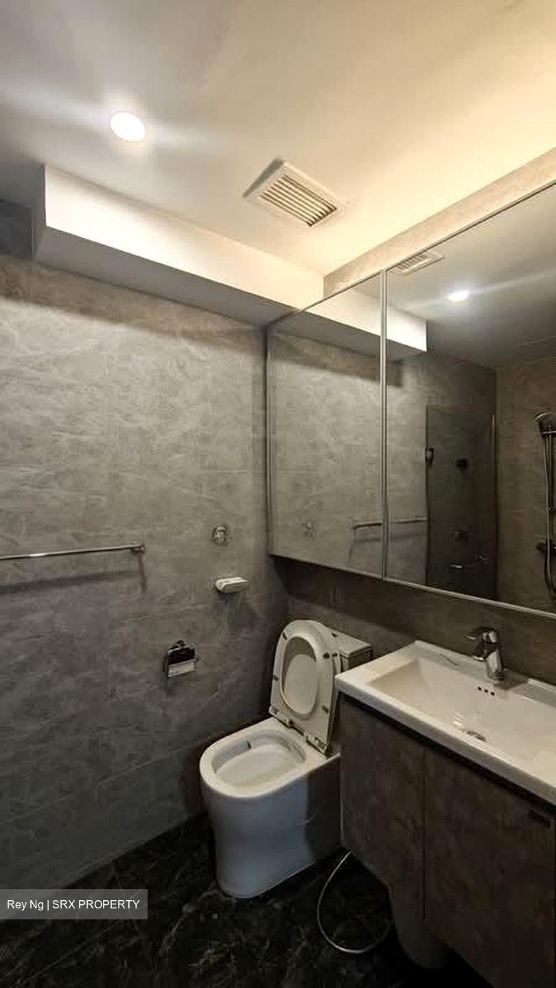 Centra Residence (D14), Apartment #555525511